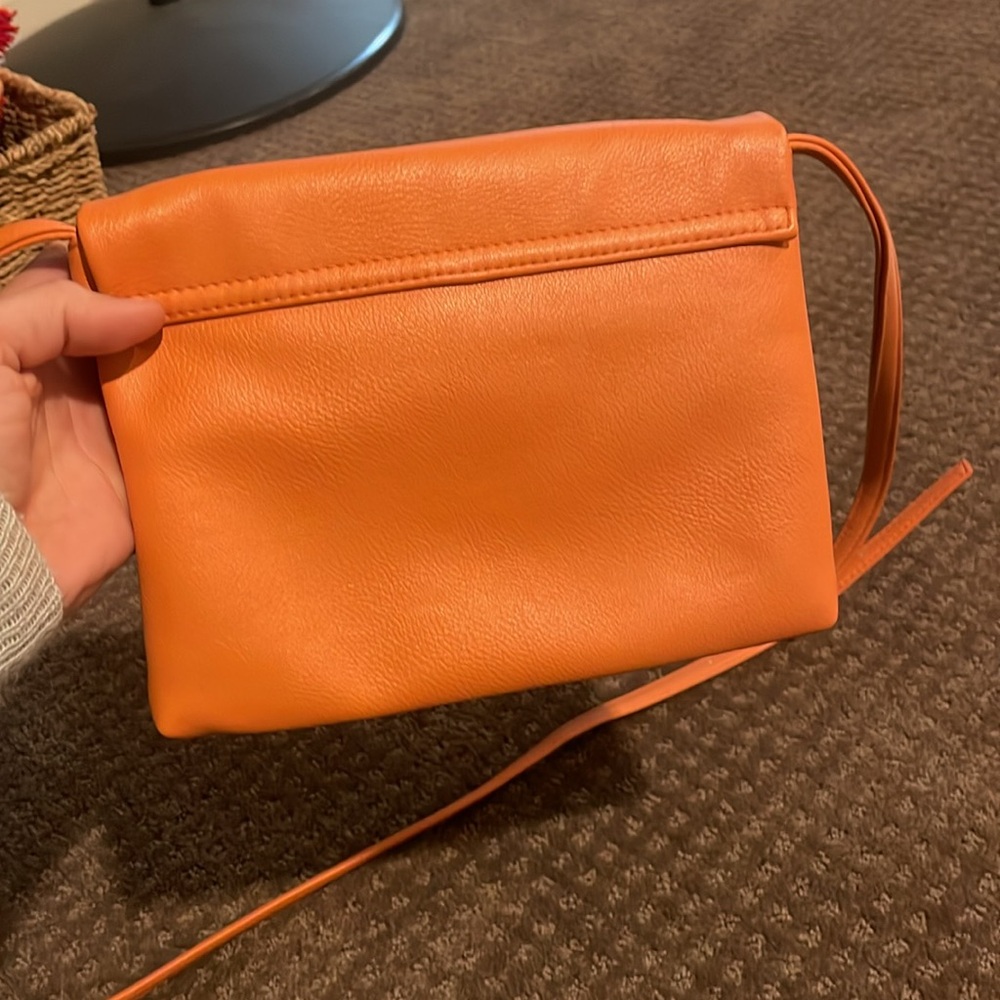 Cute orange handbag from Wild Fable. BRAND NEW NEVER USED. - Picture 8 of 8